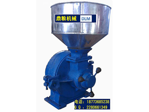 30型磨片式粉碎機(jī)、磨粉機(jī)磨粉機(jī)，磨片式，產(chǎn)量達(dá)1000公斤時(shí),粗細(xì)可調(diào)